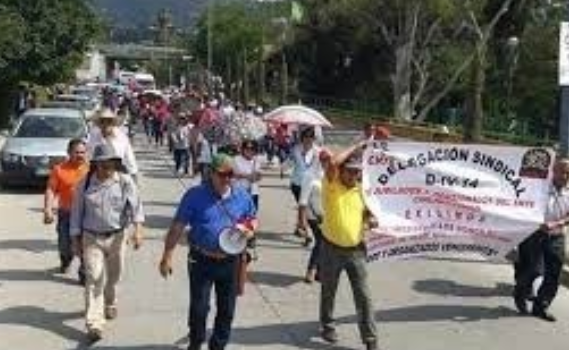 Despliegan operativo de búsqueda de profesor indígena de Guerrero