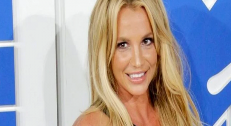 Ex de Britney se cuela e interrumpe su boda