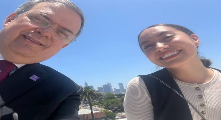 Marcelo Ebrard se reúne con Katya Echazarreta, primera mexicana en viajar al espacio