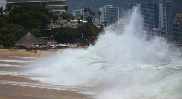 Alertan por Mar de Fondo en Costas de Guerrero