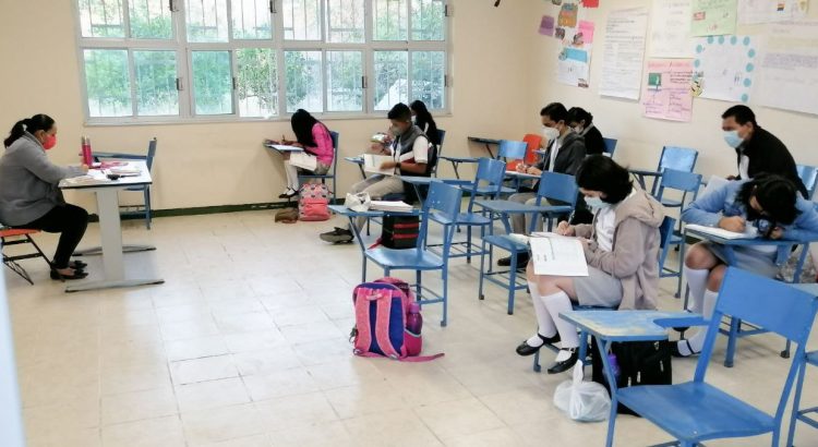 Piden regresar a clases presenciales en Chichihualco