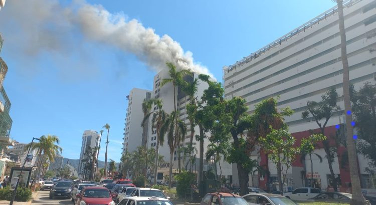 Hotel Emporio ofrece sus servicios de manera normal, pese al incendio