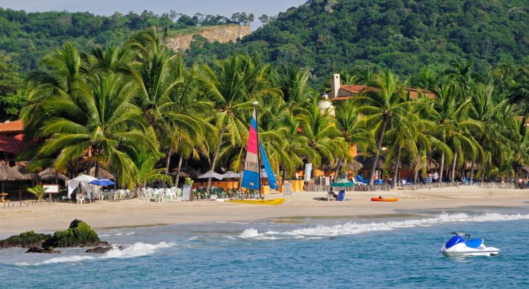 Playa La Ropa, la segunda mejor en México