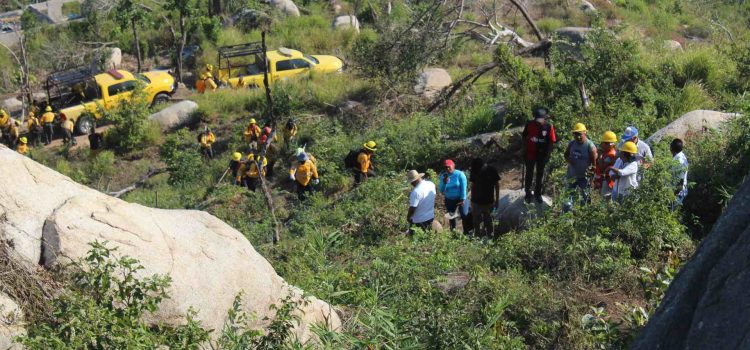 El incendio está controlado al 90 por ciento