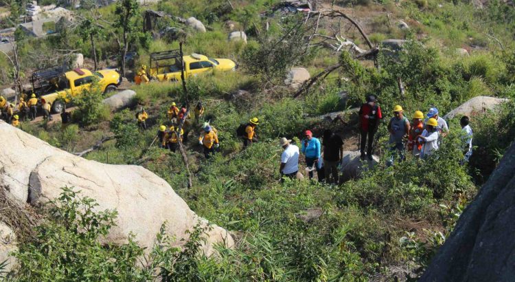 El incendio está controlado al 90 por ciento