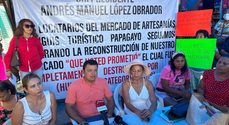 Locatarios piden la construcción de mercado