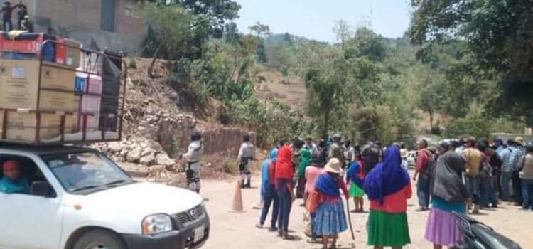 Huyen 180 familias de poblado en Chilapa