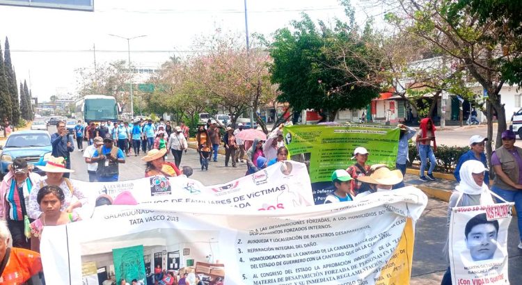 Marchan por la Paz y la Justicia en Chilpancingo