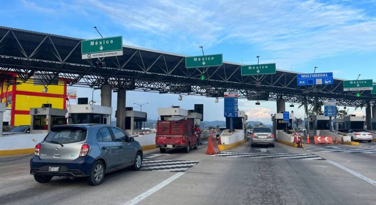 Las casetas de la Autopista del Sol seguirán gratis