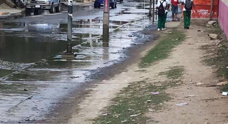 Buscan solución a las descargas de aguas negras