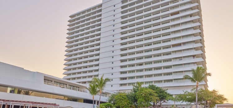 Hoteles de Acapulco inician rehabilitación en sus instalaciones