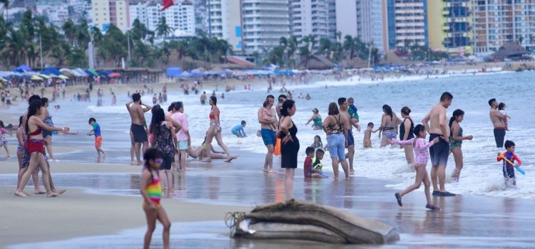 Termina Guerrero con 80.4% de ocupación las vacaciones de verano