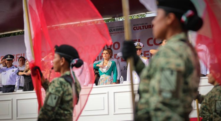 Saldo blanco en desfile de la Independencia en Chilpancingo