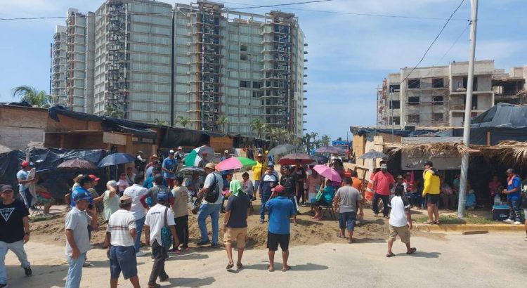 Ejidatarios toman el predio en donde se construye el cuartel de la Guardia