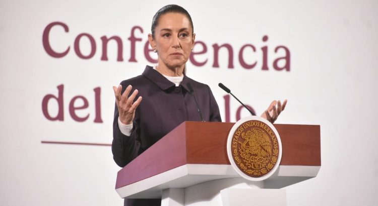 La Presidenta de México apoyará para sanear playas de Acapulco