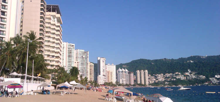 Dos playas no son aptas para el uso recreativo de visitantes