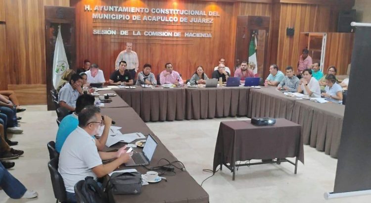 Analiza la Comisión de Hacienda la propuesta de Ley de egresos 2025