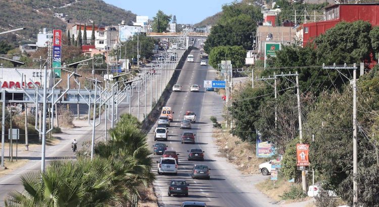 Realizan operativo especial ante salida de turistas