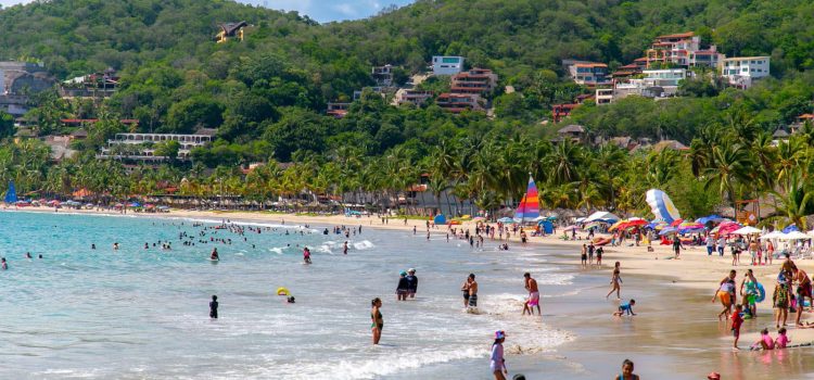 Los destinos de Ixtapa y Acapulco los más visitados