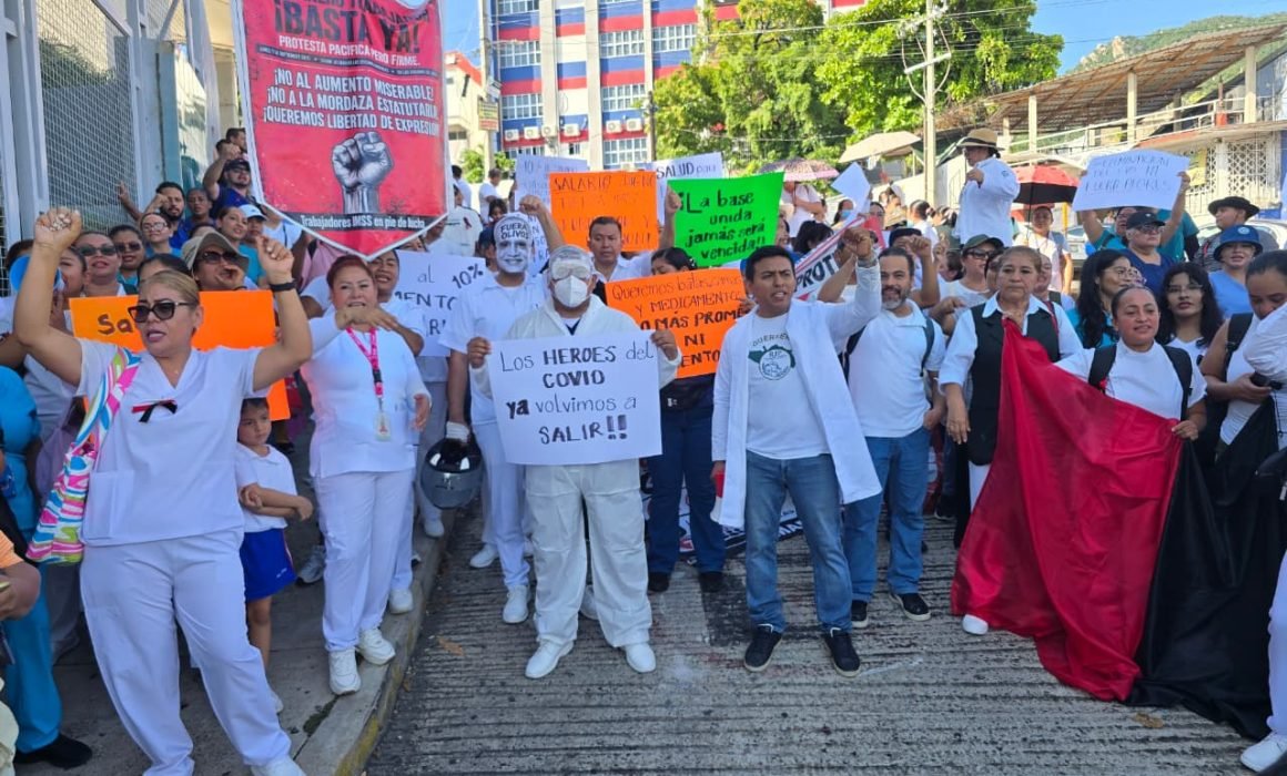 Trabajadores del IMSS en Acapulco intensifican protestas; denuncian falta de insumos y exigen mejores condiciones